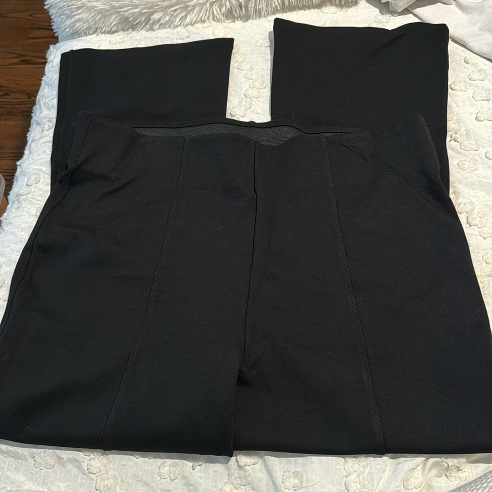 Old Navy extra high-rise ponte Stevie crop kick flare pants